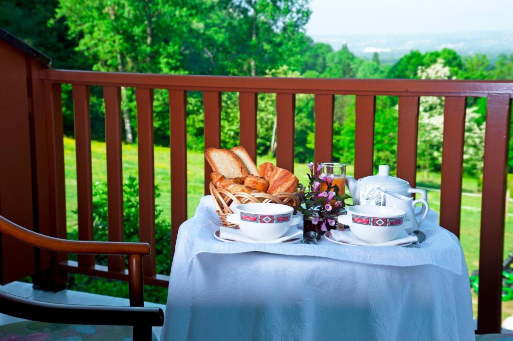 Hotel Les Bergeronnettes Champagneux Екстериор снимка