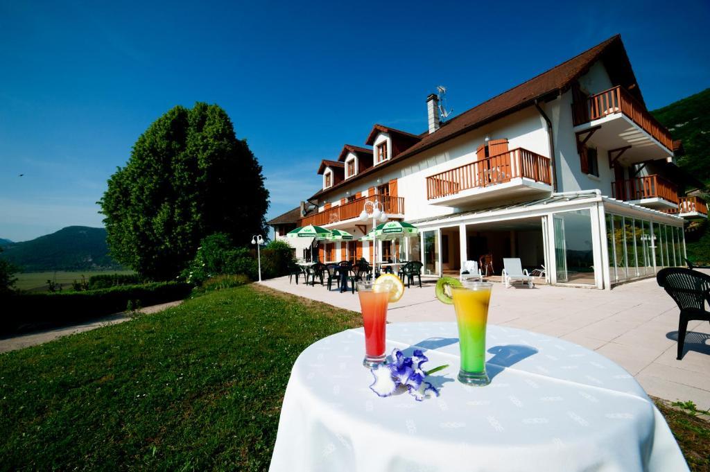 Hotel Les Bergeronnettes Champagneux Екстериор снимка